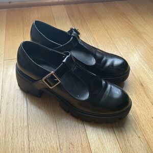 Madden Girl Lug Heel Buckle Loafers 🖤✒️👓✨